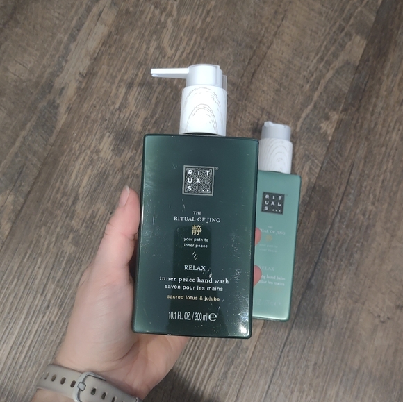 Ritual of Jing candle and hand care gift set - relax edition - Picture 12 of 12